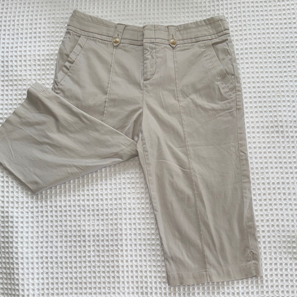 Intro. Stretch Women’s Tan Bermuda Shorts EUC 6